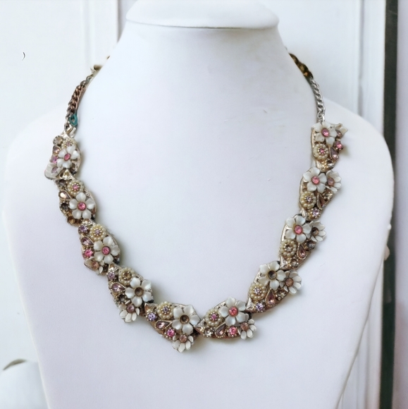 Vintage Arthur Pepper pink rhinestone lucite flower necklace - Picture 1 of 10